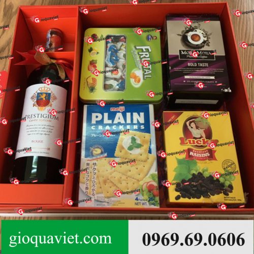 Hộp quà Tết HQ1831