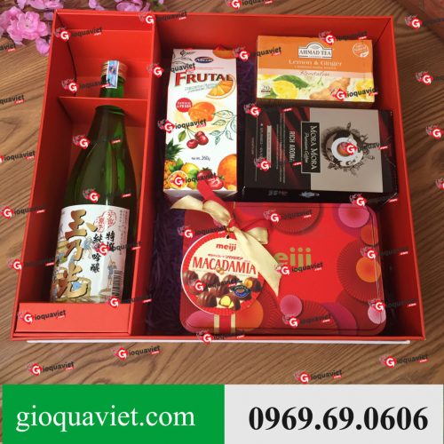 Hộp quà Tết HQ1824