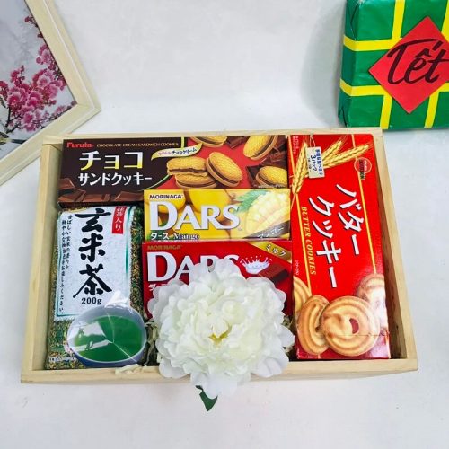 Hộp quà Tết 2023 - HQ23330